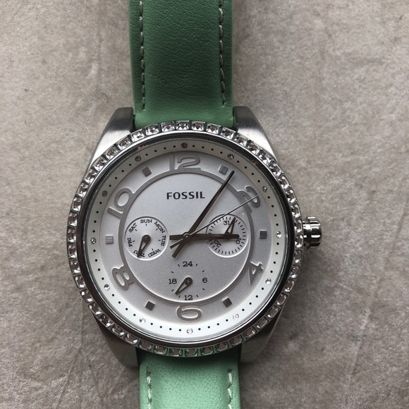 Fossil Watch - Picture 2 of 2